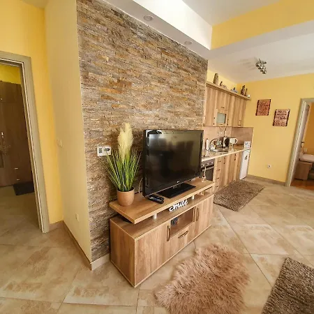 Apartment Mm